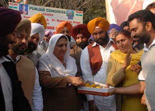Punjab Congress President Rajinder Kaur Bhattal celebrates farmer friendly budget with the party workers in Chandigarh.